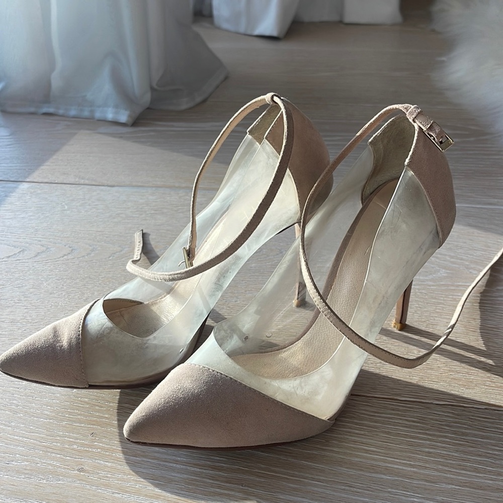 RAYE heels